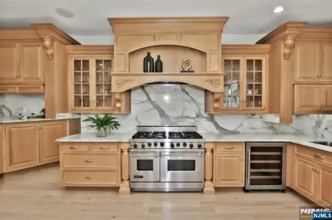14 Werimus Brook Road Saddle River NJ 07458