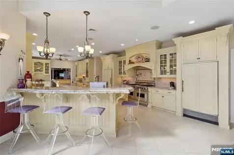 14 Werimus Brook Road Saddle River NJ 07458
