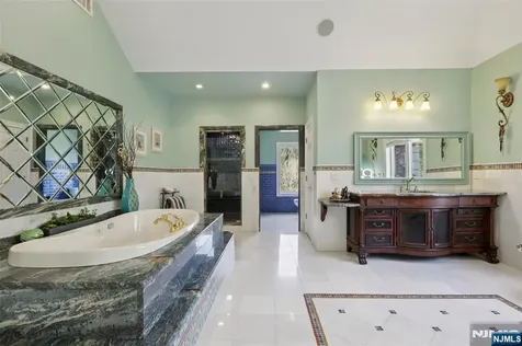 14 Werimus Brook Road Saddle River NJ 07458