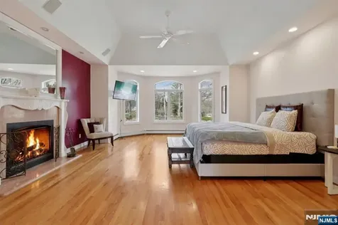 14 Werimus Brook Road Saddle River NJ 07458