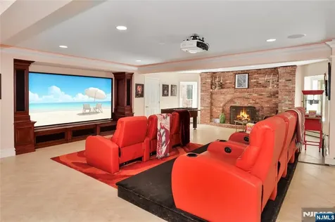 14 Werimus Brook Road Saddle River NJ 07458