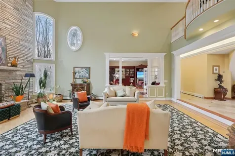 14 Werimus Brook Road Saddle River NJ 07458