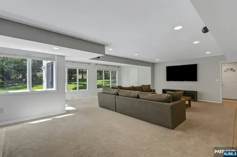85 Orchard Road Demarest NJ 07627