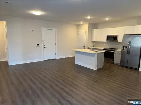 470 Main Street Fort Lee NJ 07024