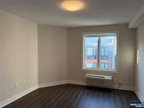 470 Main Street Fort Lee NJ 07024