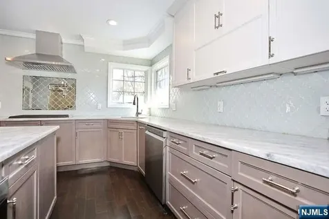 88 Alberta Drive Saddle Brook NJ 07663