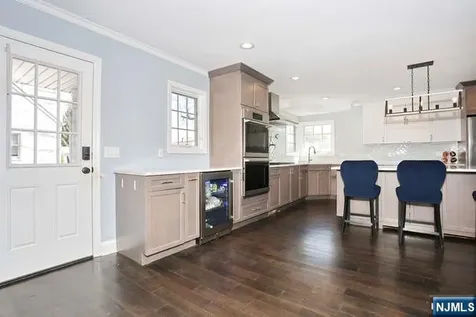 88 Alberta Drive Saddle Brook NJ 07663