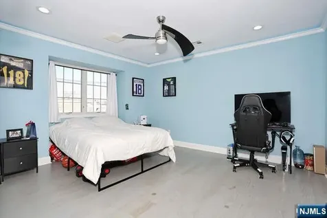88 Alberta Drive Saddle Brook NJ 07663