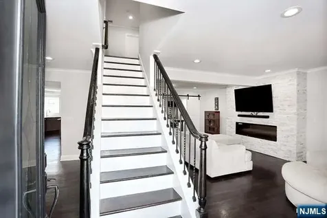 88 Alberta Drive Saddle Brook NJ 07663