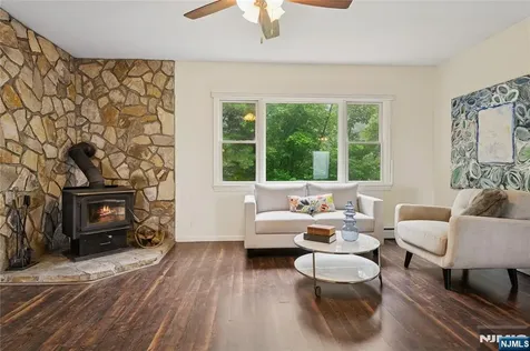 42 Witte Road West Milford NJ 07421
