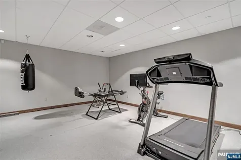 787 Peach Tree Lane Franklin Lakes NJ 07417