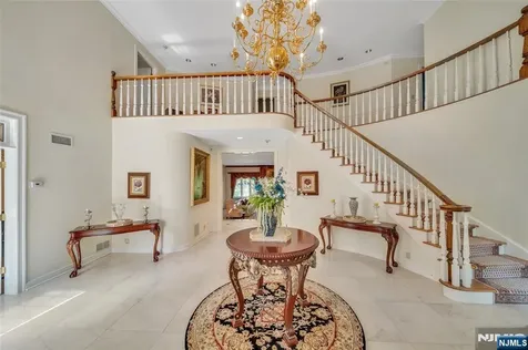 787 Peach Tree Lane Franklin Lakes NJ 07417