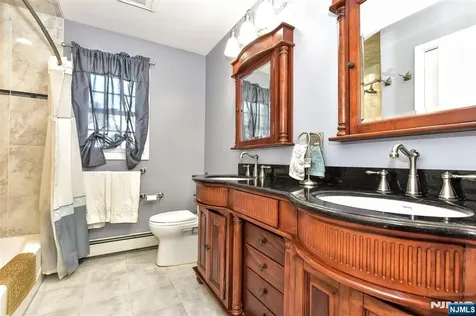 29 Cheryl Hills Drive Hawthorne NJ 07506
