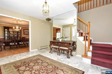 29 Cheryl Hills Drive Hawthorne NJ 07506