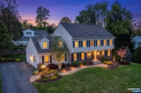 29 Cheryl Hills Drive Hawthorne NJ 07506
