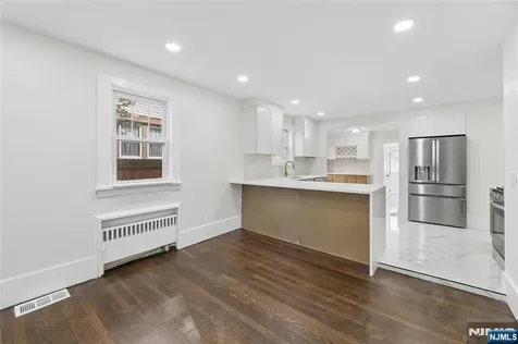 1087 Lambert Road Teaneck NJ 07666