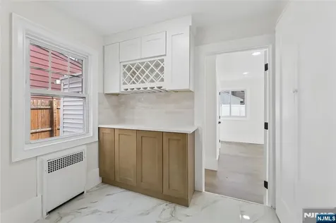 1087 Lambert Road Teaneck NJ 07666
