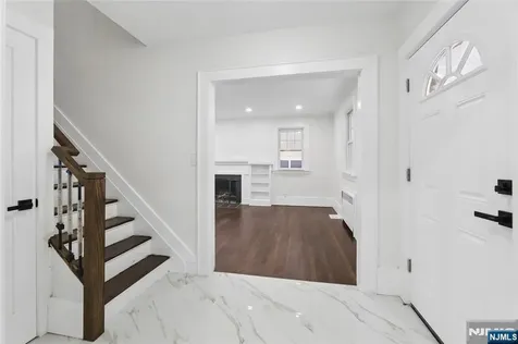 1087 Lambert Road Teaneck NJ 07666