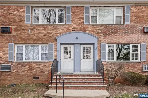 9 Wedgewood Drive Verona NJ 07044