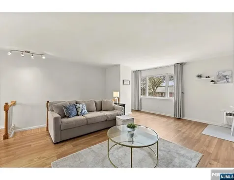 9 Wedgewood Drive Verona NJ 07044