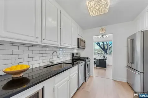 1600 Parker Avenue Fort Lee NJ 07024