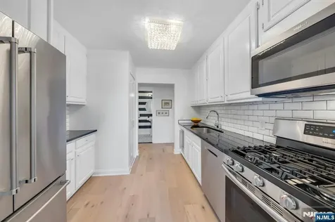 1600 Parker Avenue Fort Lee NJ 07024