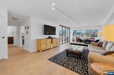 1600 Parker Avenue Fort Lee NJ 07024