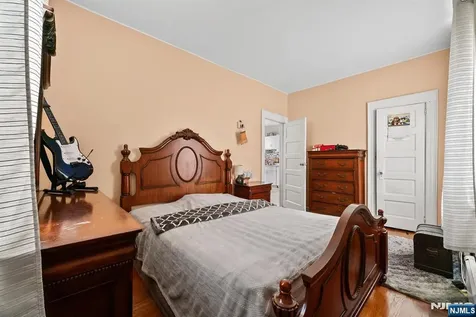 94 Center Street Clifton NJ 07011