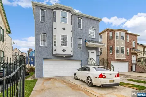 150 Munn Avenue East Orange NJ 07017