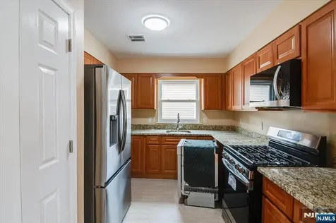 150 Munn Avenue East Orange NJ 07017