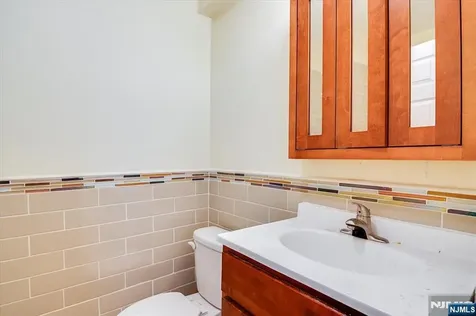 150 Munn Avenue East Orange NJ 07017