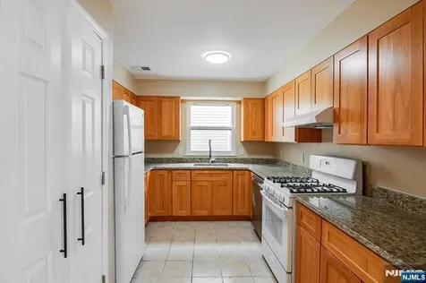 150 Munn Avenue East Orange NJ 07017