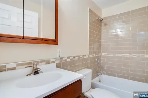 150 Munn Avenue East Orange NJ 07017