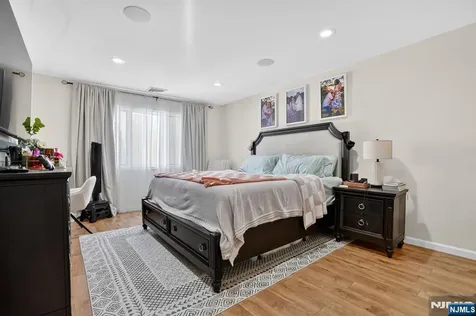 2 Ann Street Clifton NJ 07013