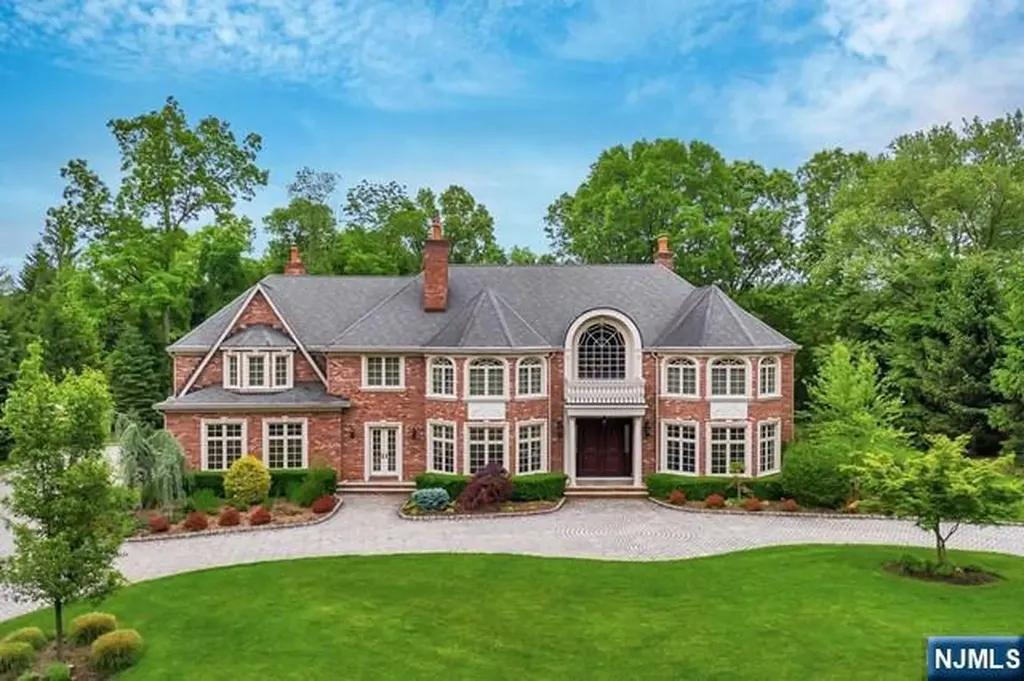 22 Sunset Lane Upper Saddle River NJ 07458