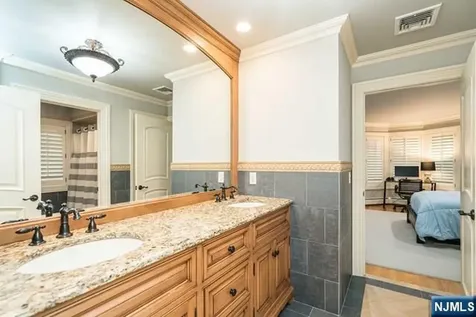 22 Sunset Lane Upper Saddle River NJ 07458