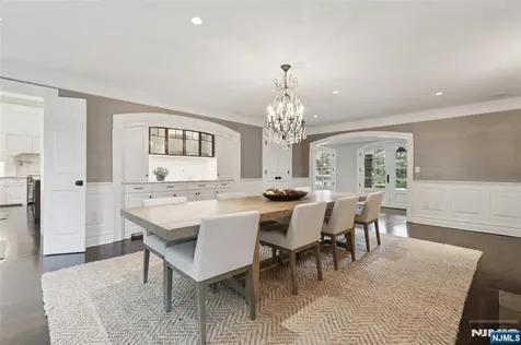 97 Heights Road Ridgewood NJ 07450