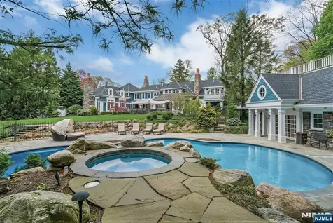 97 Heights Road Ridgewood NJ 07450