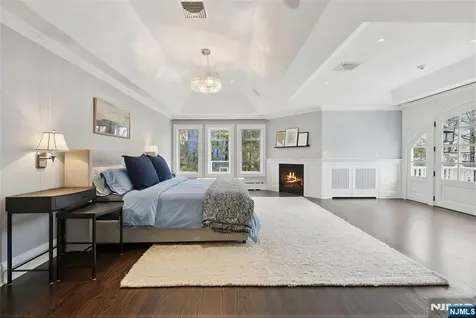 97 Heights Road Ridgewood NJ 07450