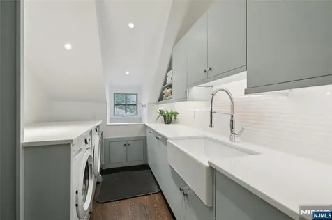 97 Heights Road Ridgewood NJ 07450