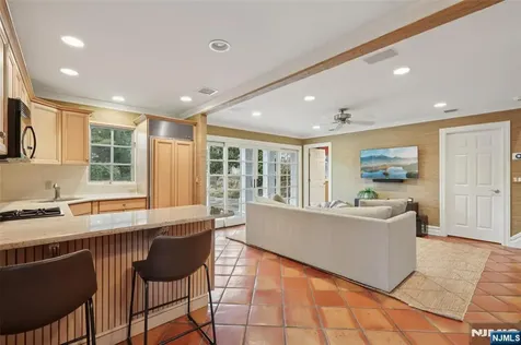 97 Heights Road Ridgewood NJ 07450