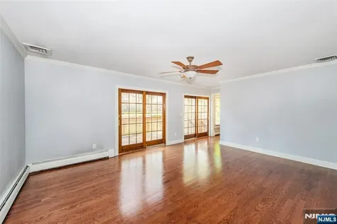 232 Hidden Glen Court Franklin Lakes NJ 07417