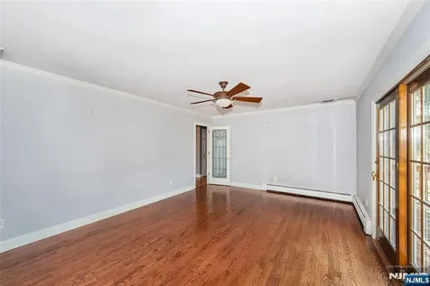 232 Hidden Glen Court Franklin Lakes NJ 07417