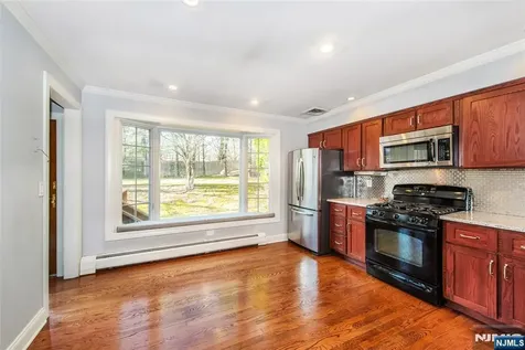 232 Hidden Glen Court Franklin Lakes NJ 07417