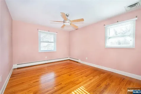 232 Hidden Glen Court Franklin Lakes NJ 07417