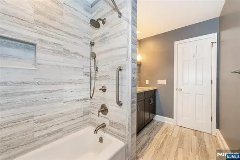 232 Hidden Glen Court Franklin Lakes NJ 07417