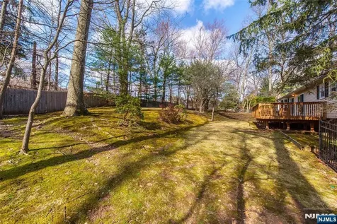 232 Hidden Glen Court Franklin Lakes NJ 07417