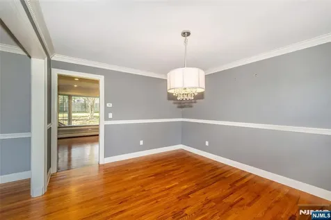 232 Hidden Glen Court Franklin Lakes NJ 07417