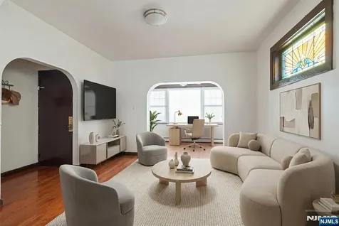 436 Undercliff Avenue Edgewater NJ 07020