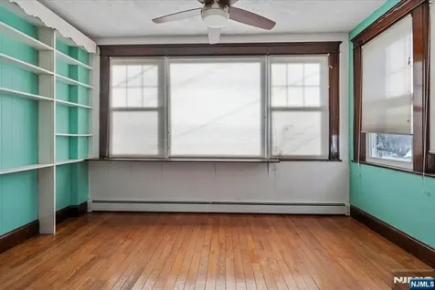 436 Undercliff Avenue Edgewater NJ 07020